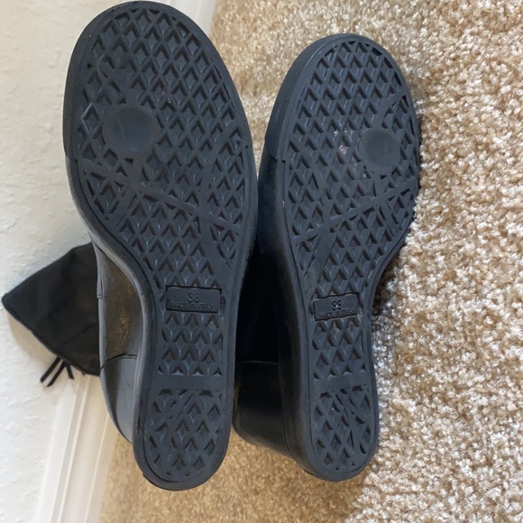 Double Zip Knee-High Boot, Black Giuseppe Zanotti - Picture 8 of 12